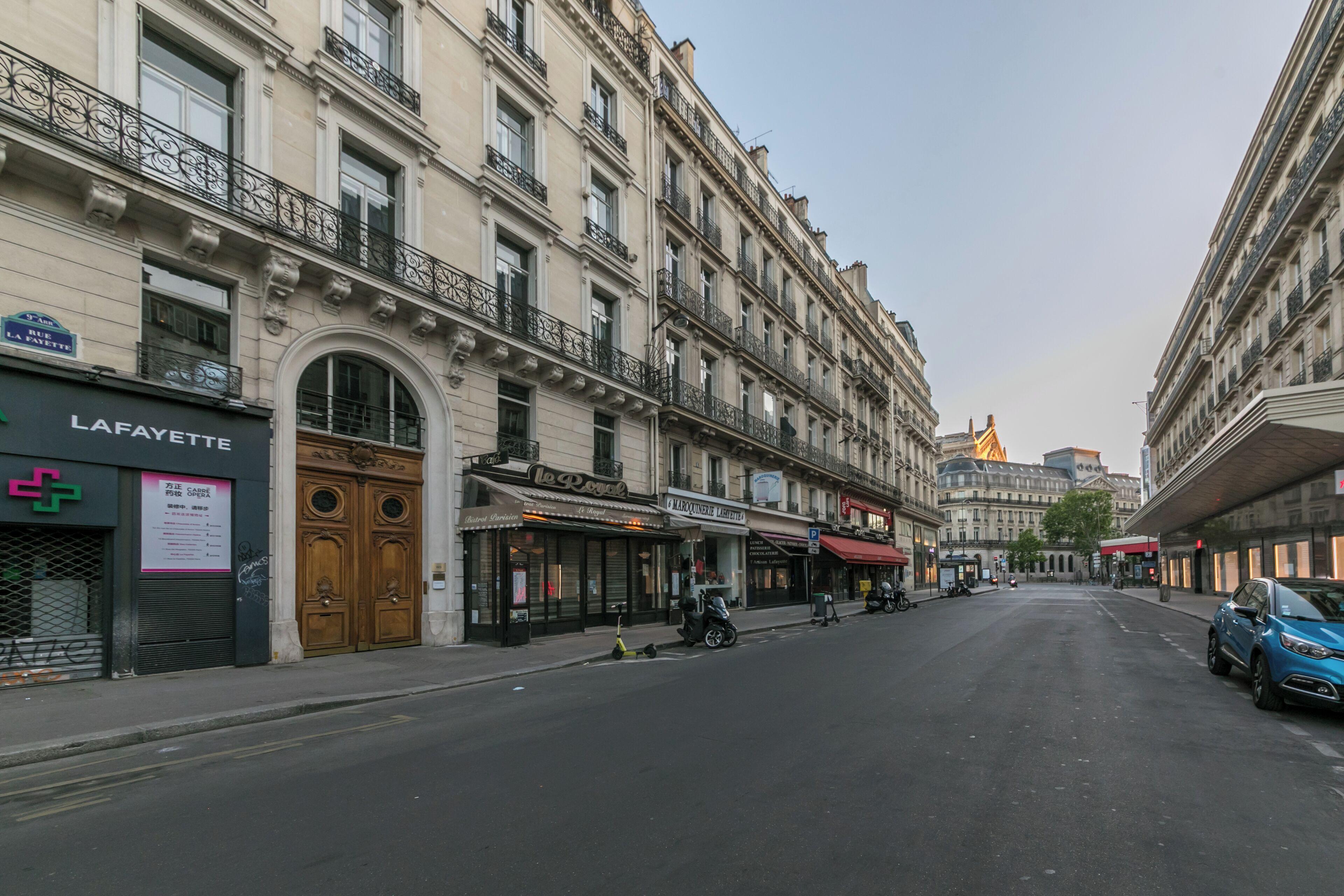 Ws Haussmann - La Fayette Parigi